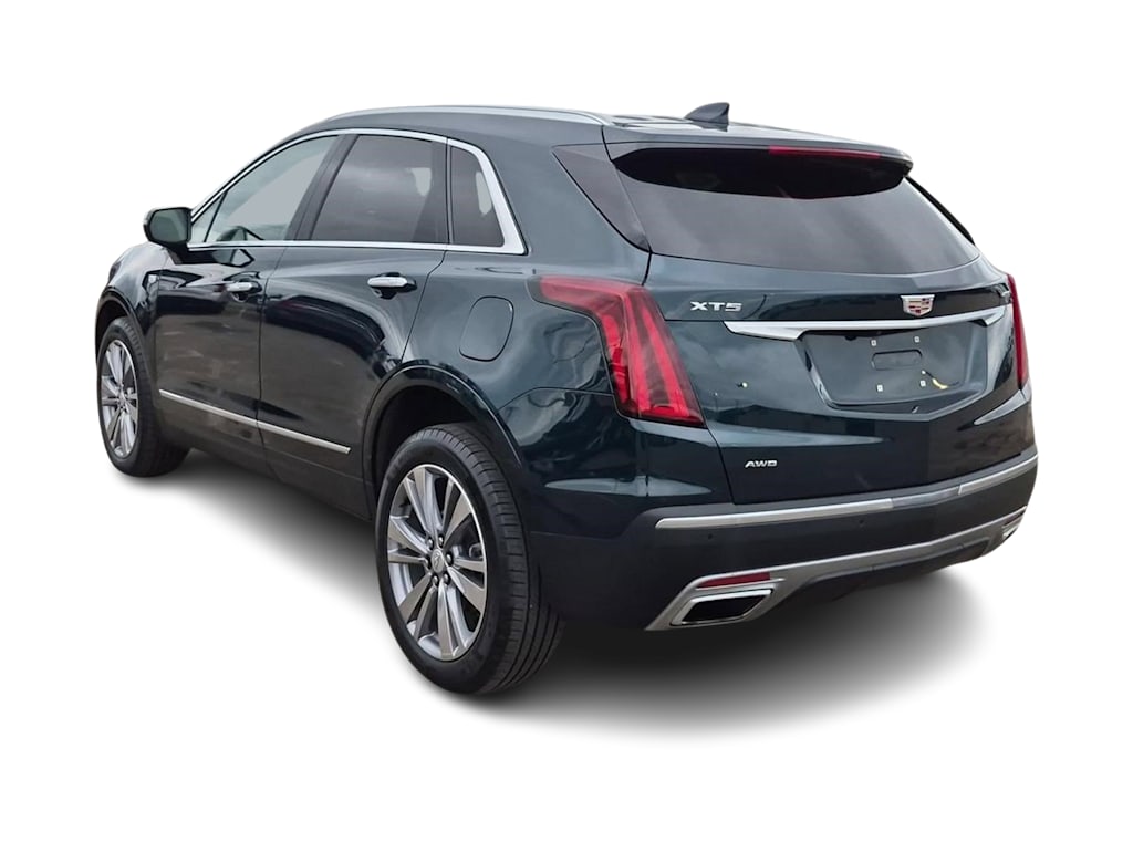 Thumbnail: 2025 Cadillac XT5 - 4