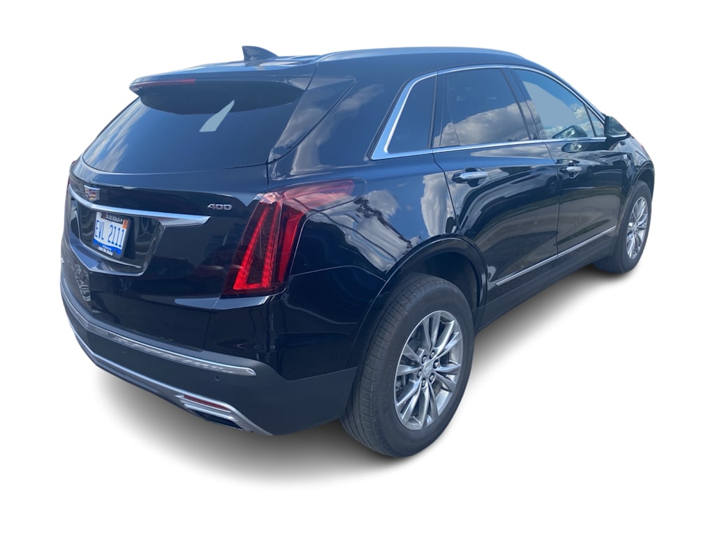 Thumbnail: 2023 Cadillac XT5 - 10