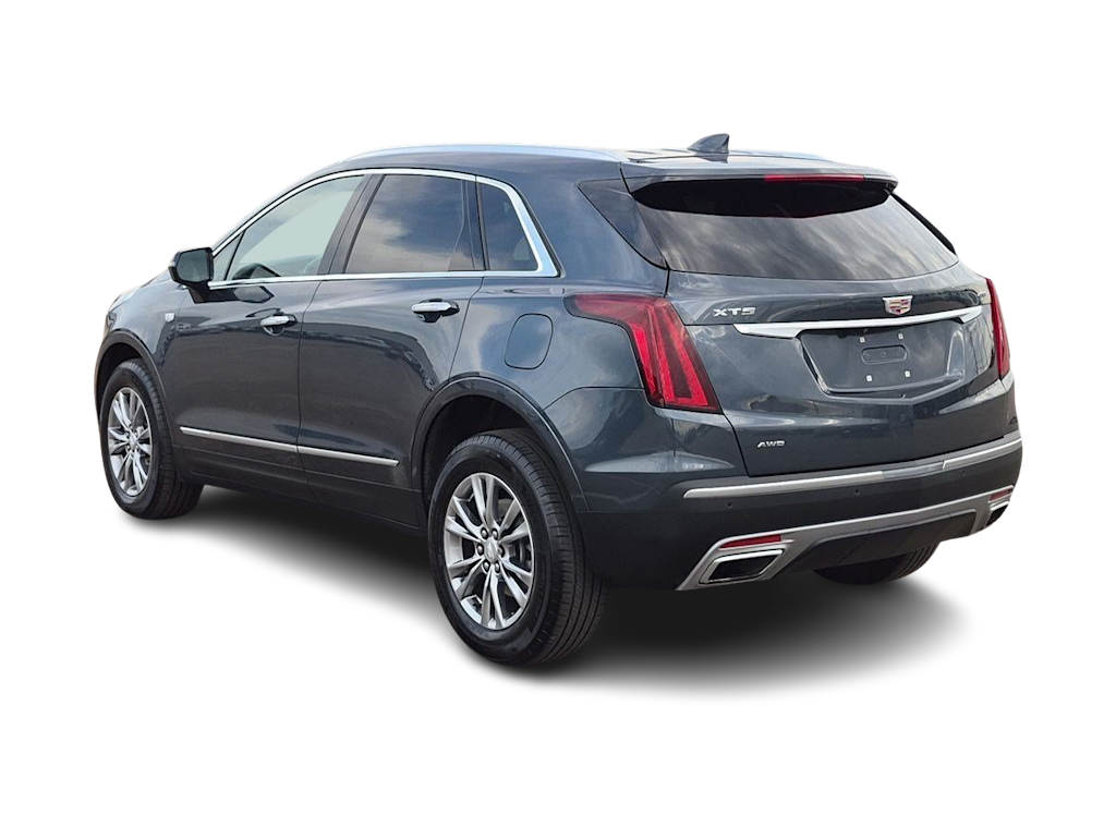 Thumbnail: 2021 Cadillac XT5 - 3