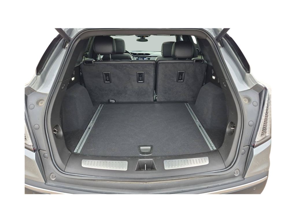 Thumbnail: 2023 Cadillac XT5 - 17