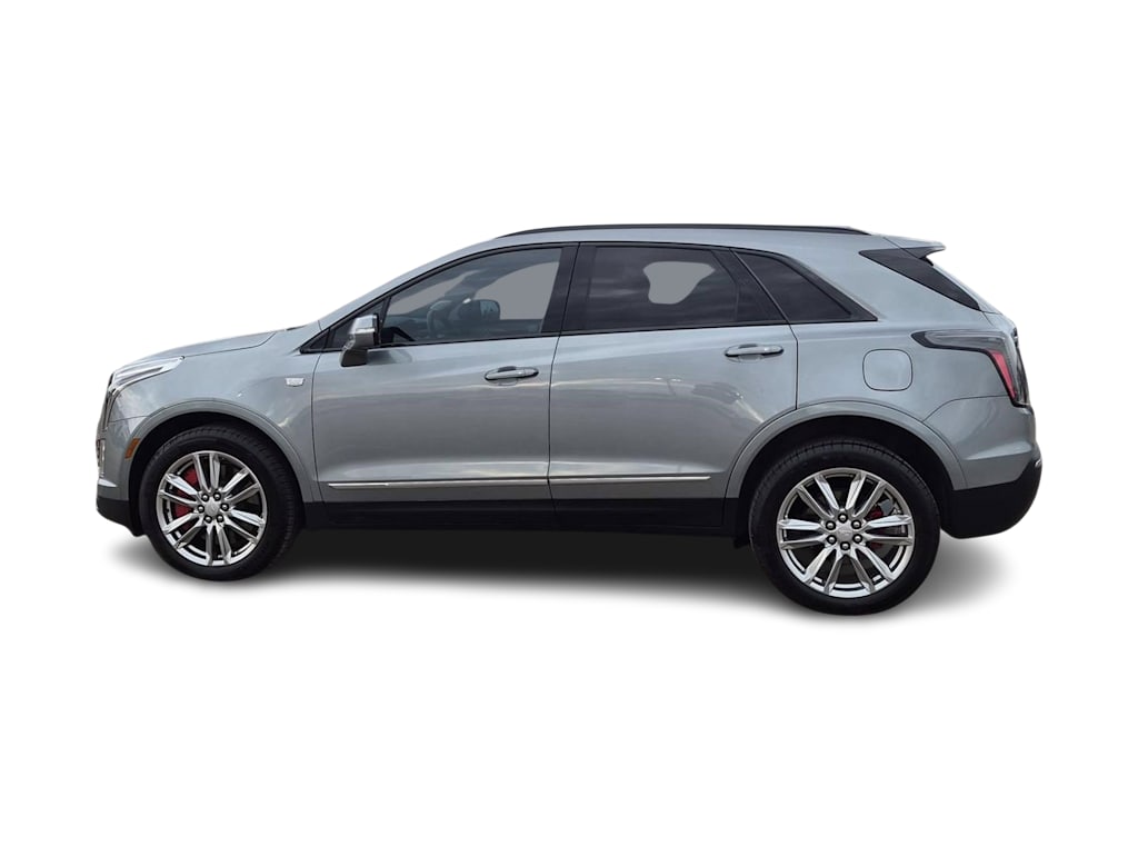Thumbnail: 2023 Cadillac XT5 - 3
