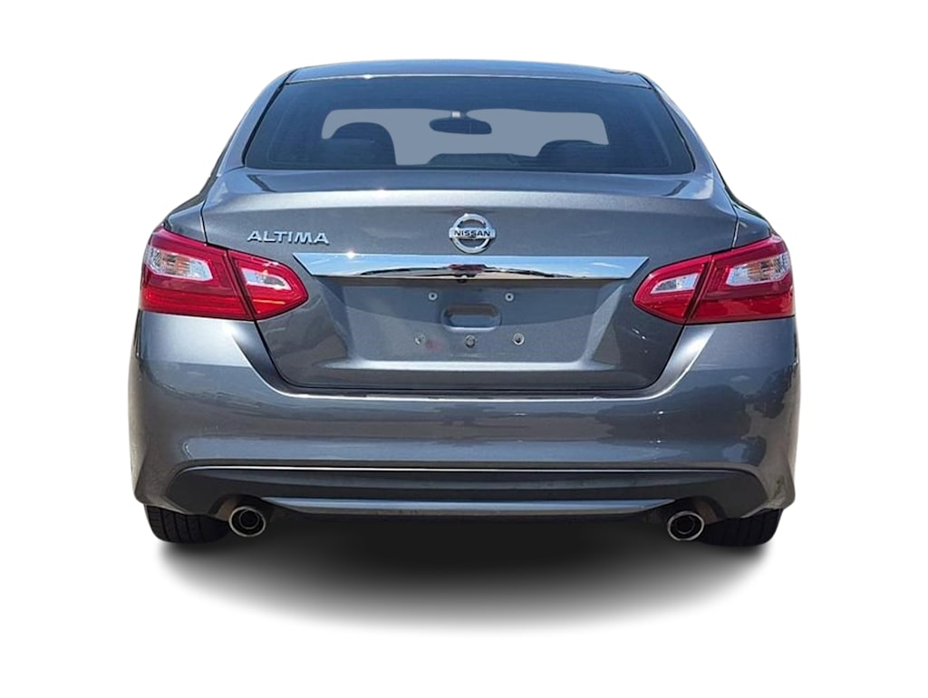 Thumbnail: 2017 Nissan Altima - 5