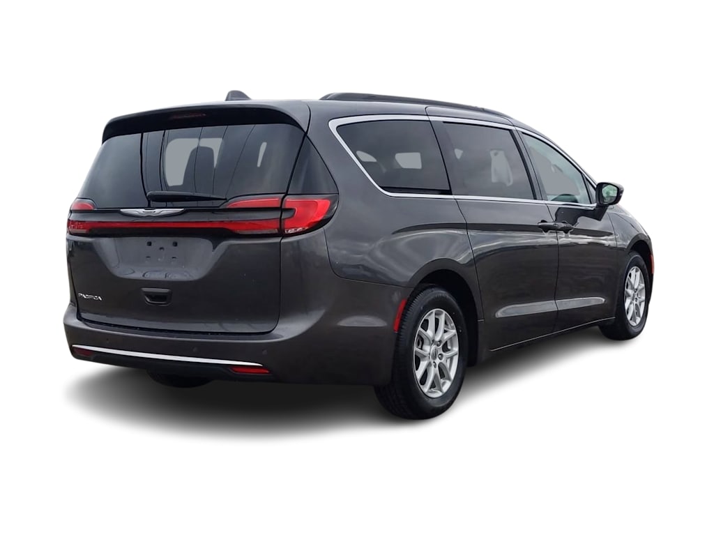 2022 Chrysler Pacifica Touring L 20