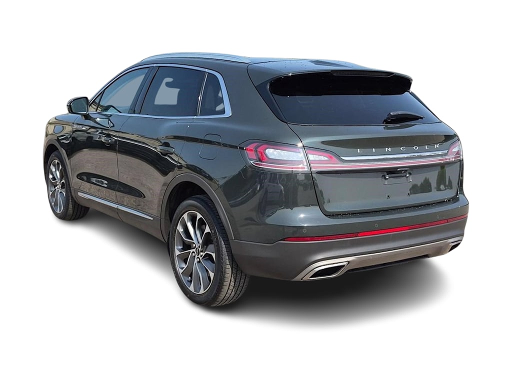 Thumbnail: 2022 Lincoln Nautilus - 4