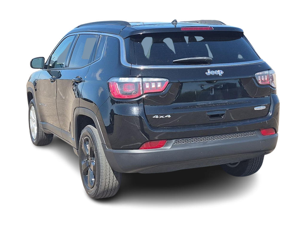 Thumbnail: 2017 Jeep Compass - 4