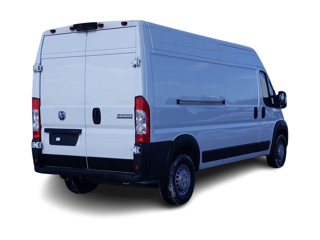 2024 RAM ProMaster 2500 17