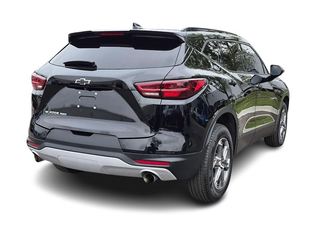 Thumbnail: 2023 Chevrolet Blazer - 20