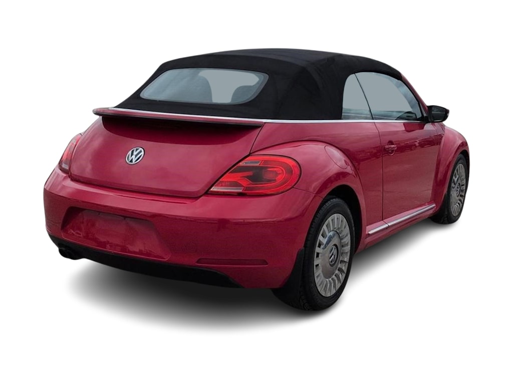 Thumbnail: 2015 Volkswagen Beetle - 20