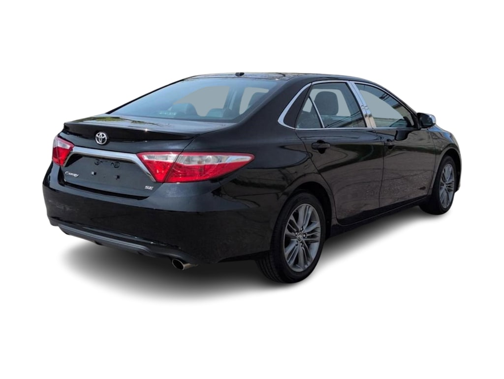 Thumbnail: 2015 Toyota Camry - 16