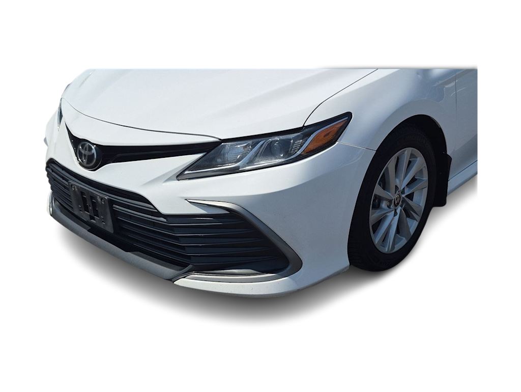 Thumbnail: 2022 Toyota Camry - 22