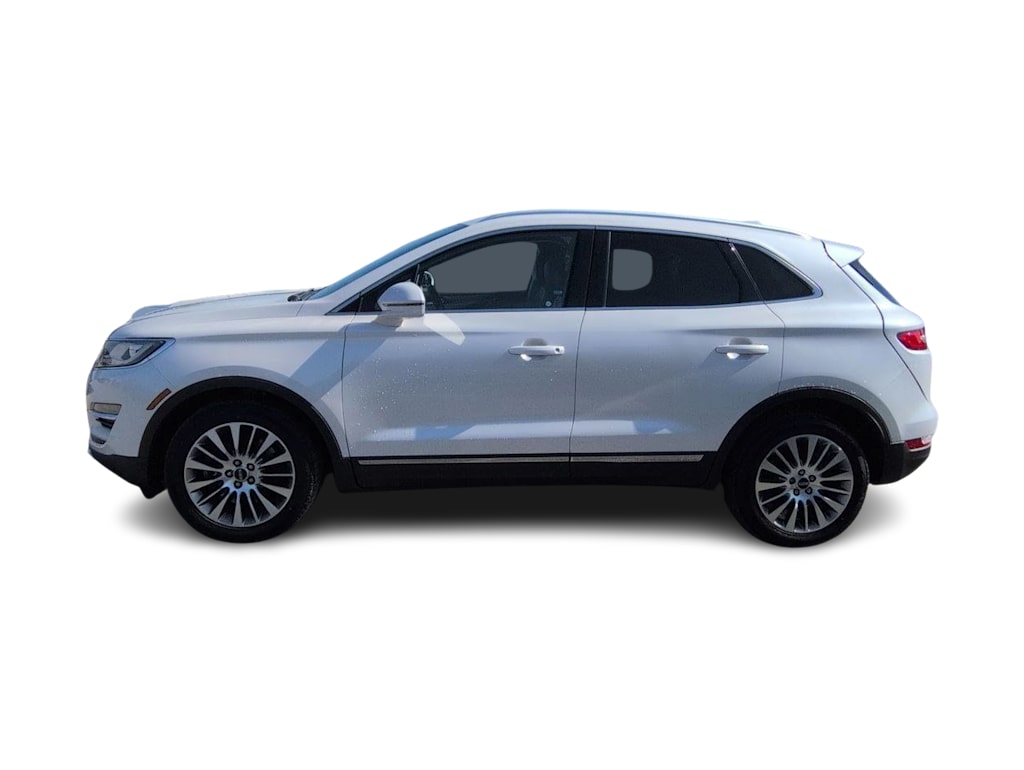Thumbnail: 2017 Lincoln MKC - 3