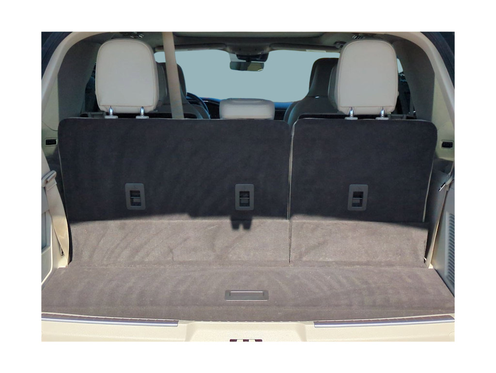 Thumbnail: 2021 Lincoln Navigator - 17