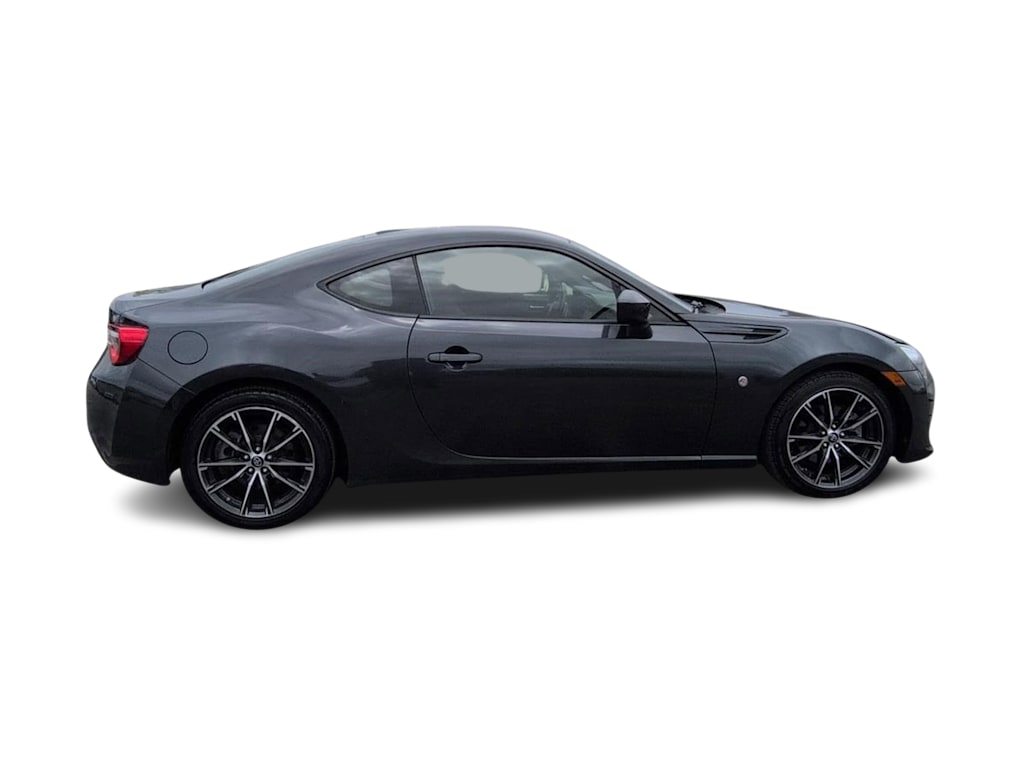 Thumbnail: 2017 Toyota 86 - 17