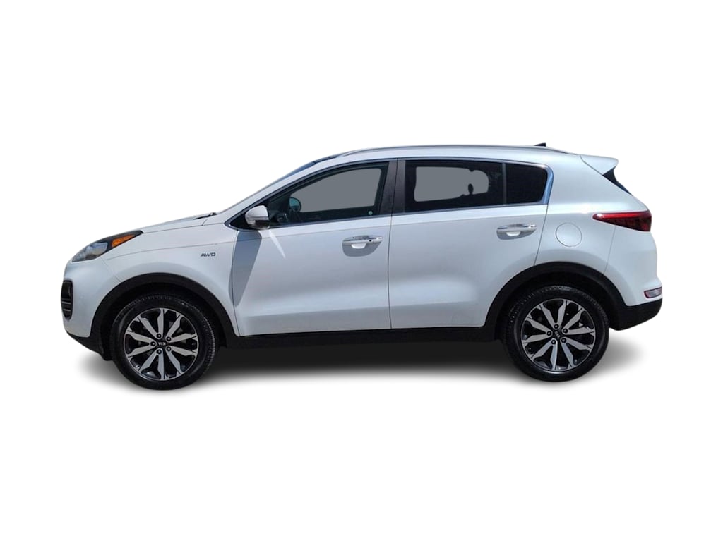 Thumbnail: 2017 Kia Sportage - 3