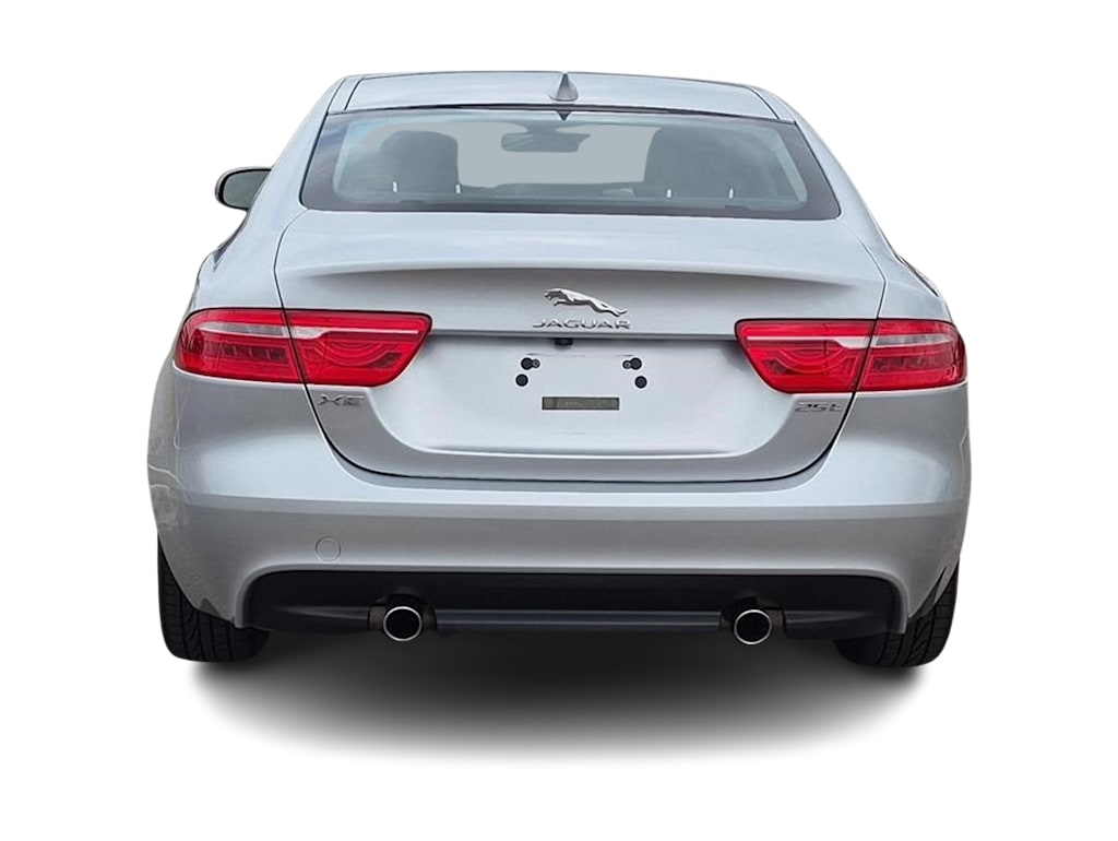 Thumbnail: 2017 Jaguar XE - 5