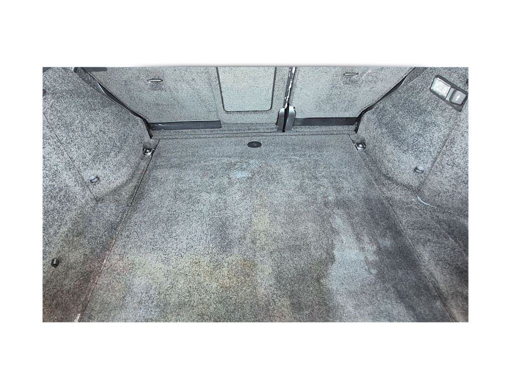 Thumbnail: 2012 Land Rover Range Rover - 15