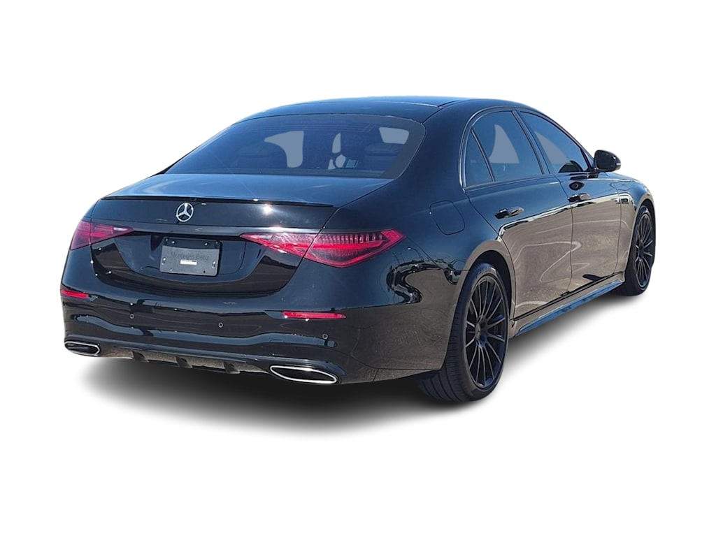 Thumbnail: 2022 Mercedes-Benz S-Class - 19