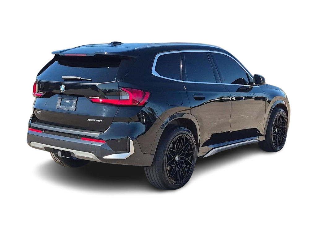 Thumbnail: 2025 BMW X1 - 20