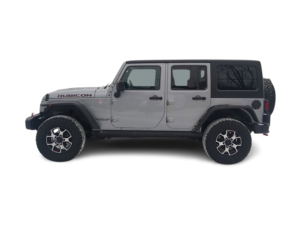 Thumbnail: 2016 Jeep Wrangler - 24