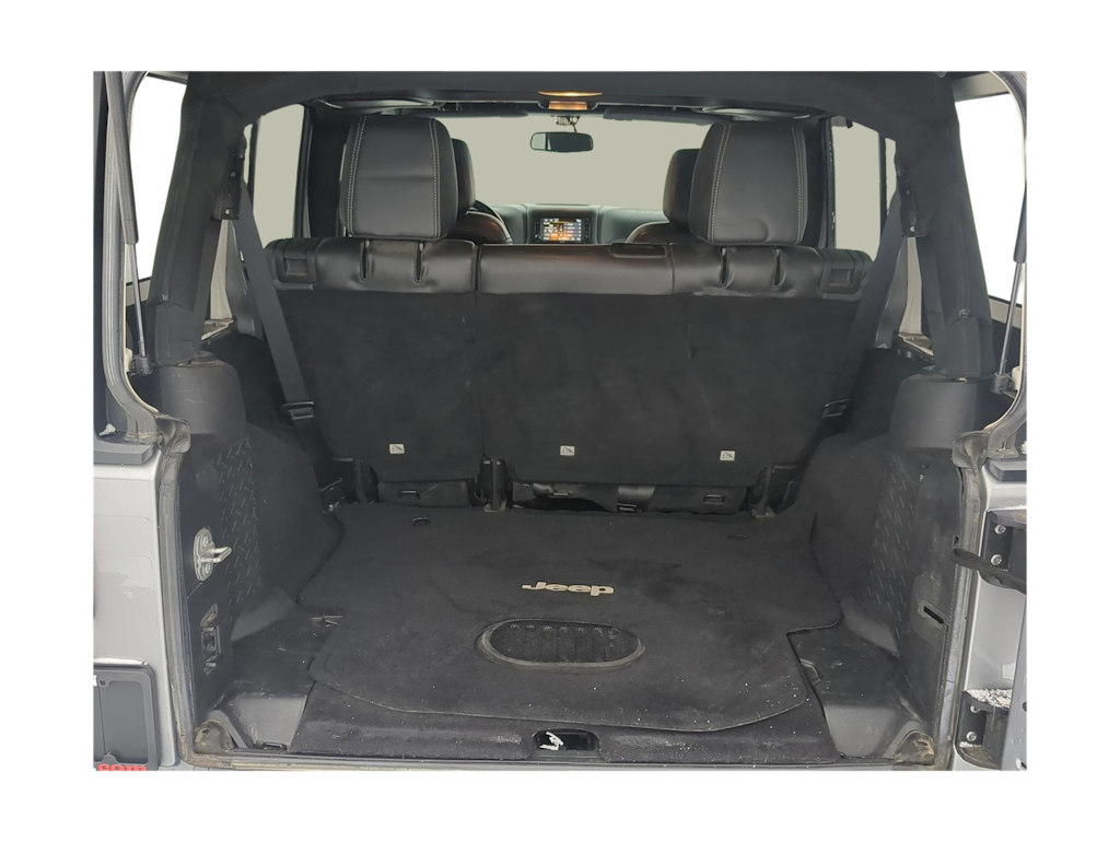 Thumbnail: 2016 Jeep Wrangler - 18