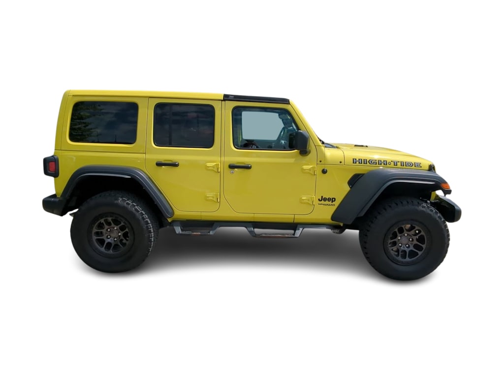 Thumbnail: 2022 Jeep Wrangler - 21