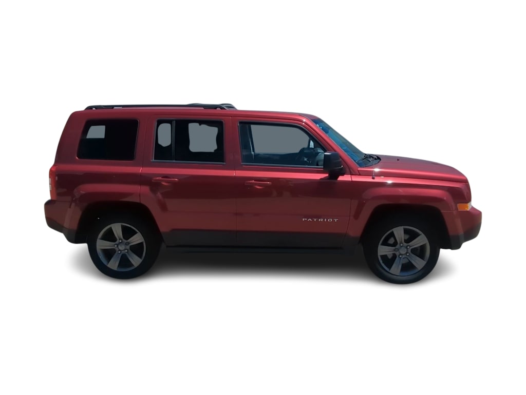 Thumbnail: 2015 Jeep Patriot - 21