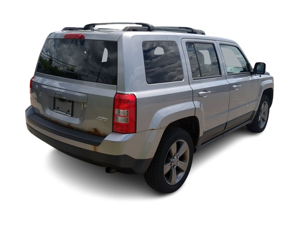Thumbnail: 2015 Jeep Patriot - 20