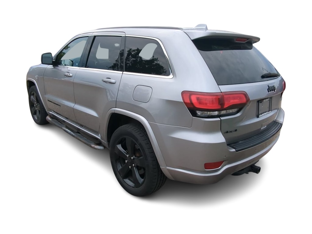Thumbnail: 2015 Jeep Grand Cherokee - 4