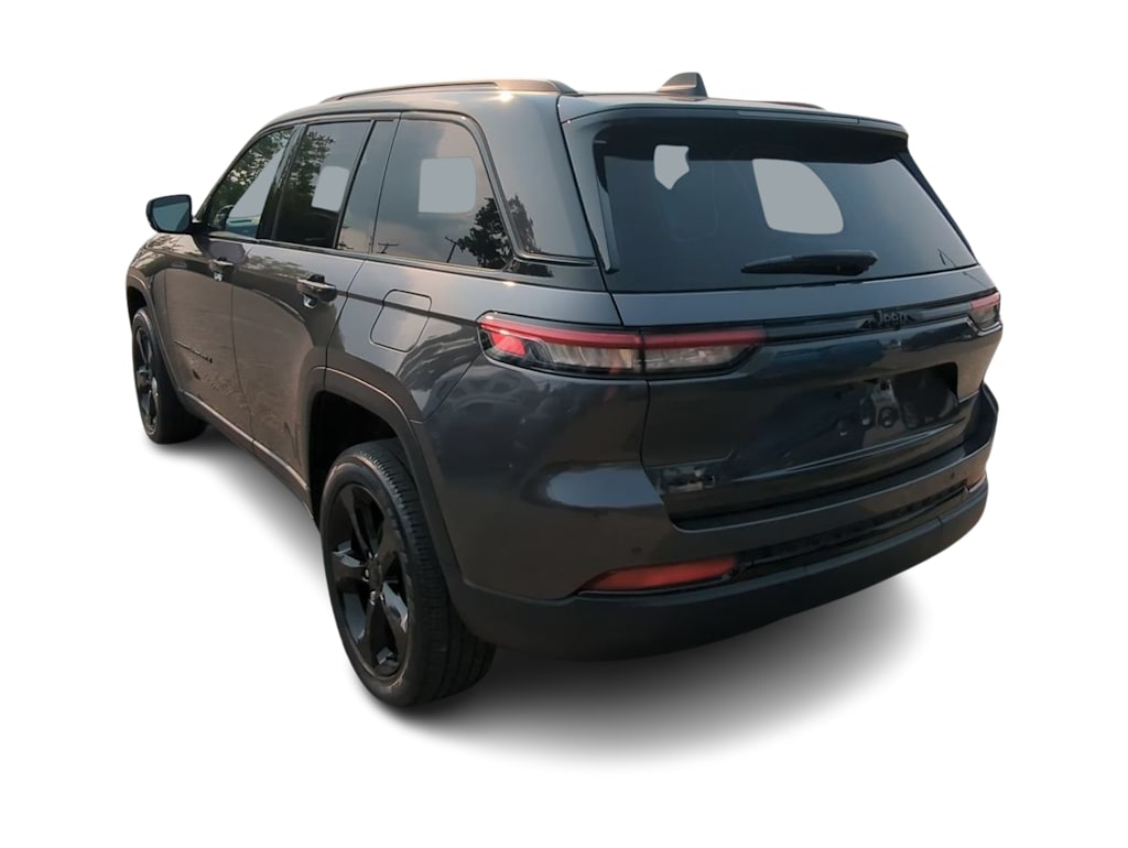 Thumbnail: 2023 Jeep Grand Cherokee - 4