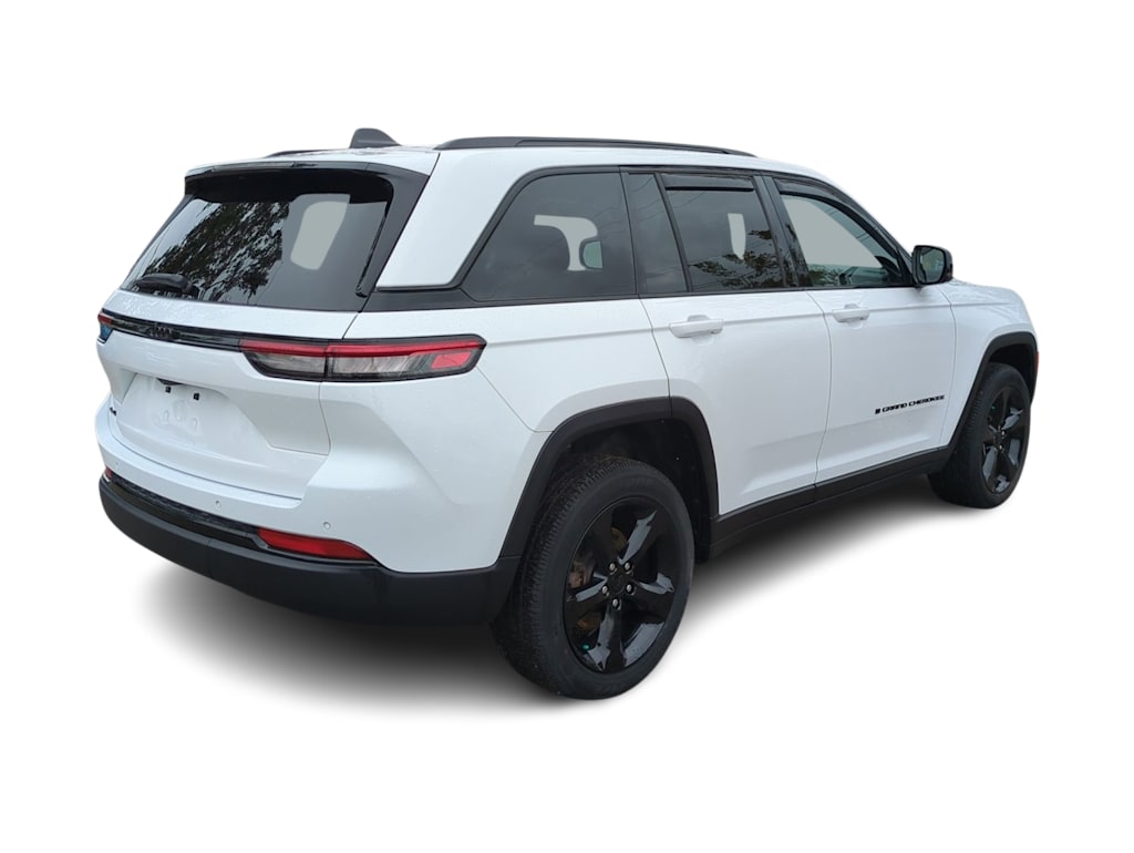 Thumbnail: 2023 Jeep Grand Cherokee - 21
