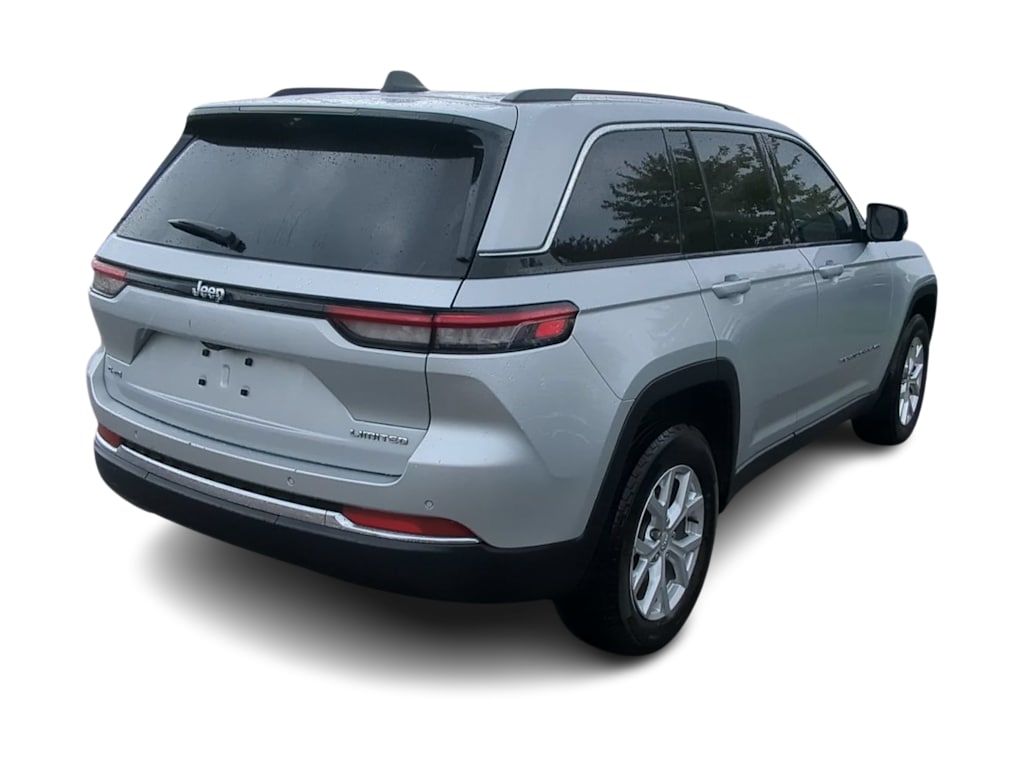 Thumbnail: 2023 Jeep Grand Cherokee - 20