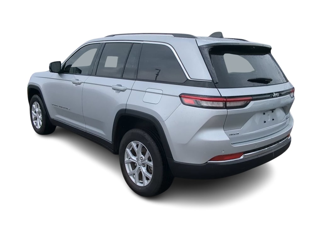 Thumbnail: 2023 Jeep Grand Cherokee - 4