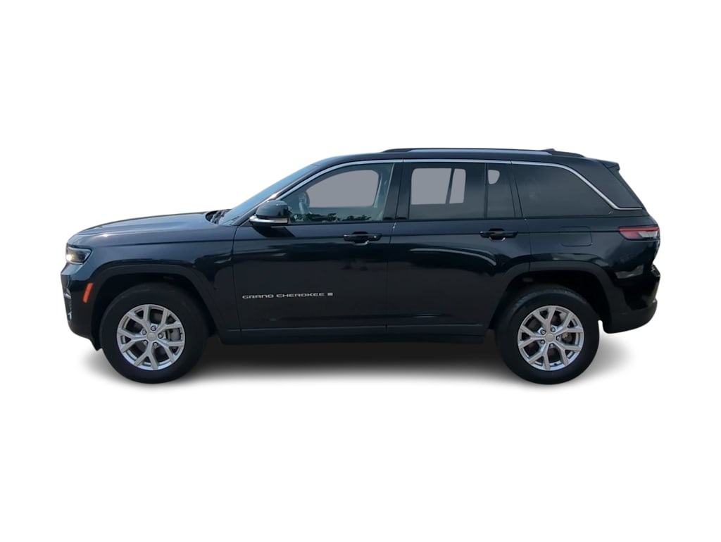 Thumbnail: 2023 Jeep Grand Cherokee - 3