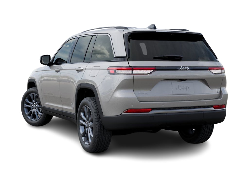 Thumbnail: 2026 Jeep Grand Cherokee - 4