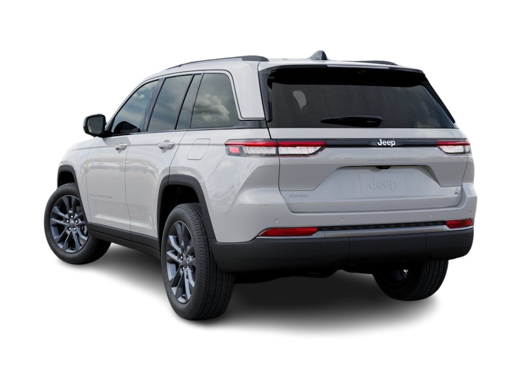 Thumbnail: 2026 Jeep Grand Cherokee - 4