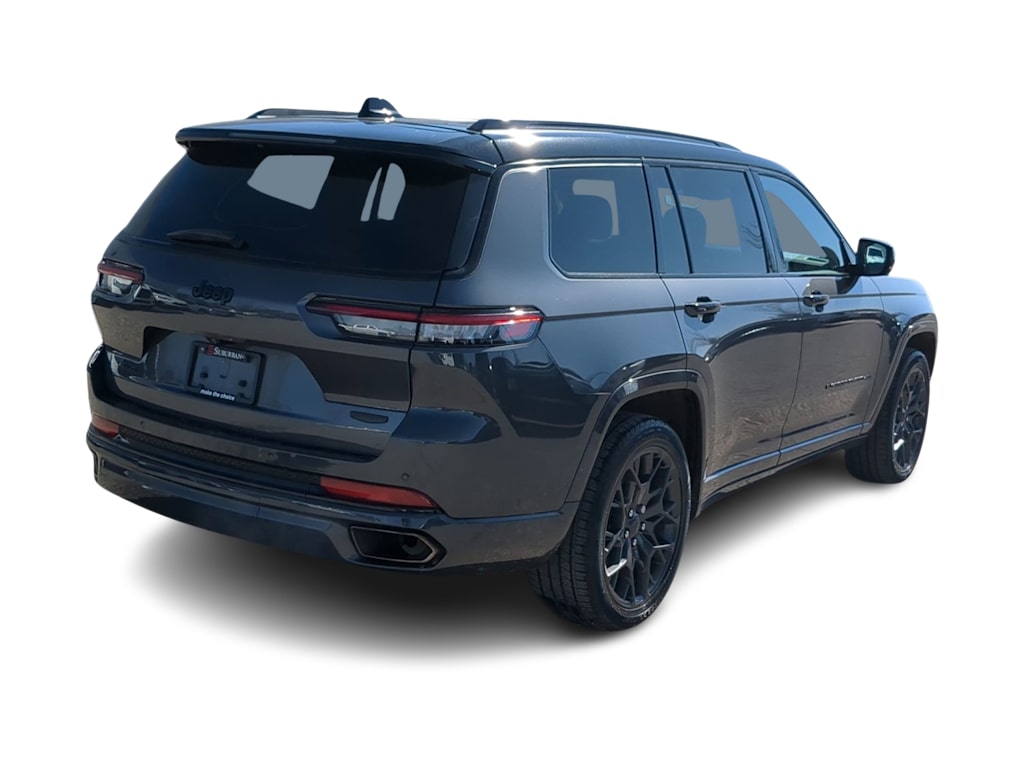 Thumbnail: 2023 Jeep Grand Cherokee L - 21