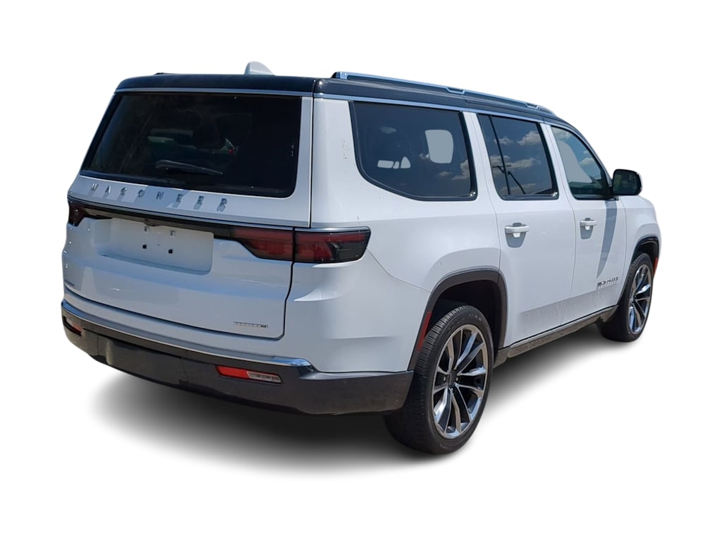 Thumbnail: 2022 Jeep Wagoneer - 20