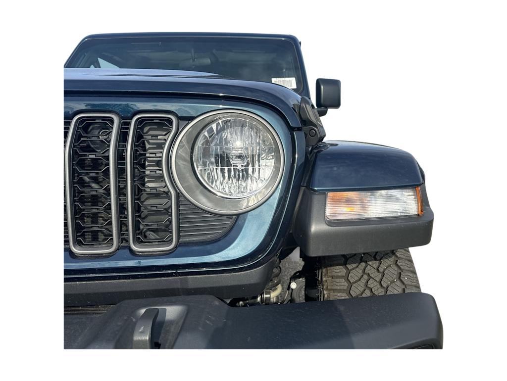 Thumbnail: 2025 Jeep Gladiator - 25