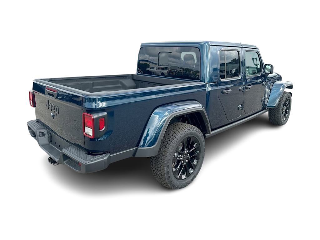 Thumbnail: 2025 Jeep Gladiator - 23