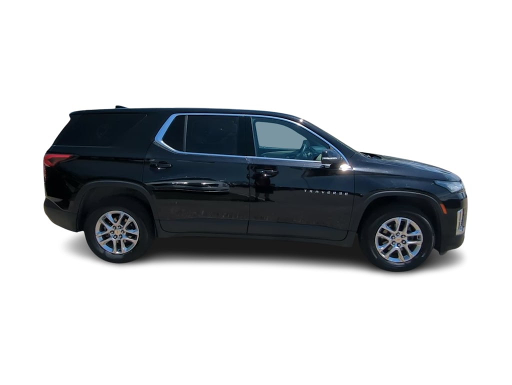 Thumbnail: 2023 Chevrolet Traverse - 22