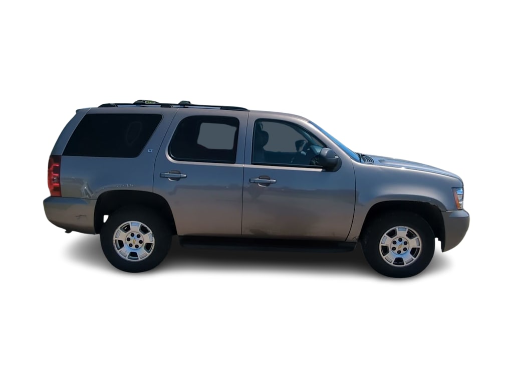 Thumbnail: 2013 Chevrolet Tahoe - 22