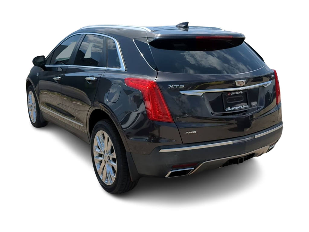 Thumbnail: 2017 Cadillac XT5 - 4