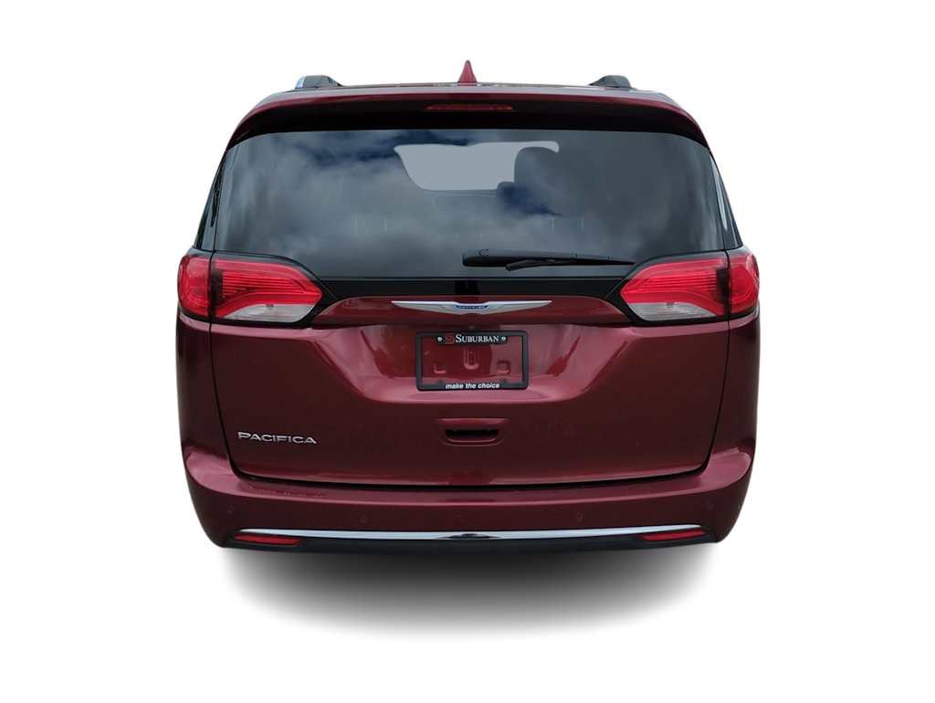 Thumbnail: 2018 Chrysler Pacifica - 5