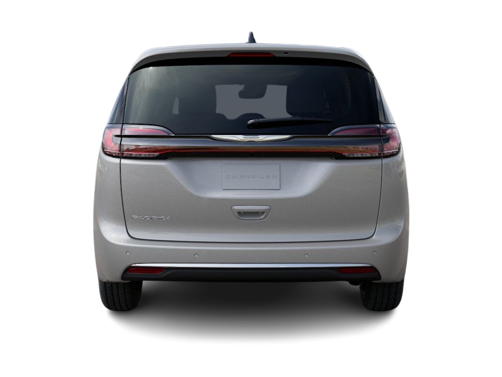 Thumbnail: 2026 Chrysler Pacifica - 4