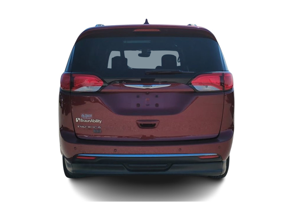 2020 Chrysler Pacifica  5