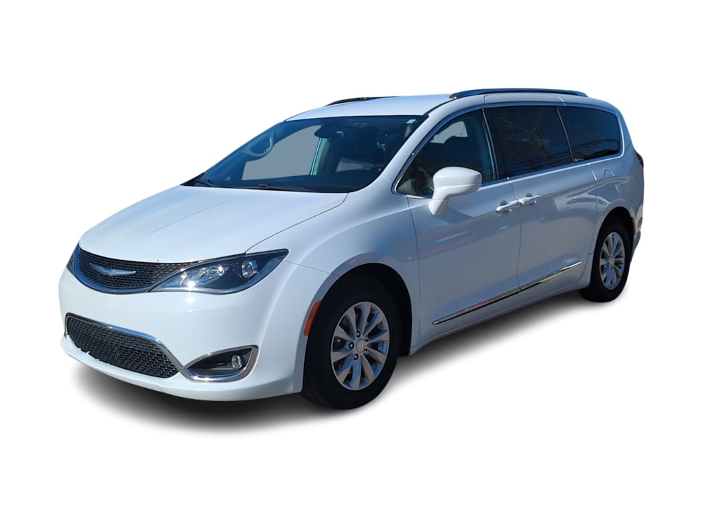 Thumbnail: 2018 Chrysler Pacifica - 22