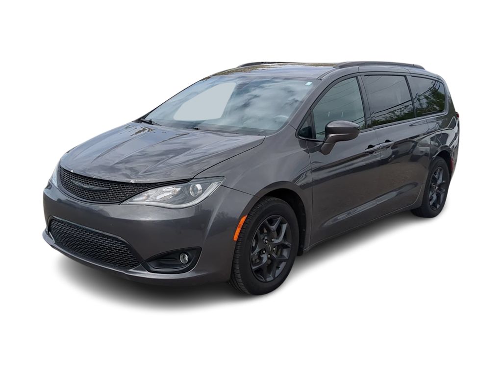Thumbnail: 2019 Chrysler Pacifica - 19