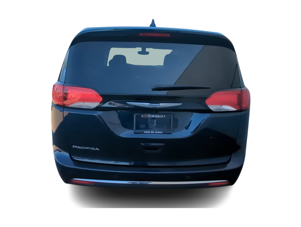 Thumbnail: 2018 Chrysler Pacifica - 5