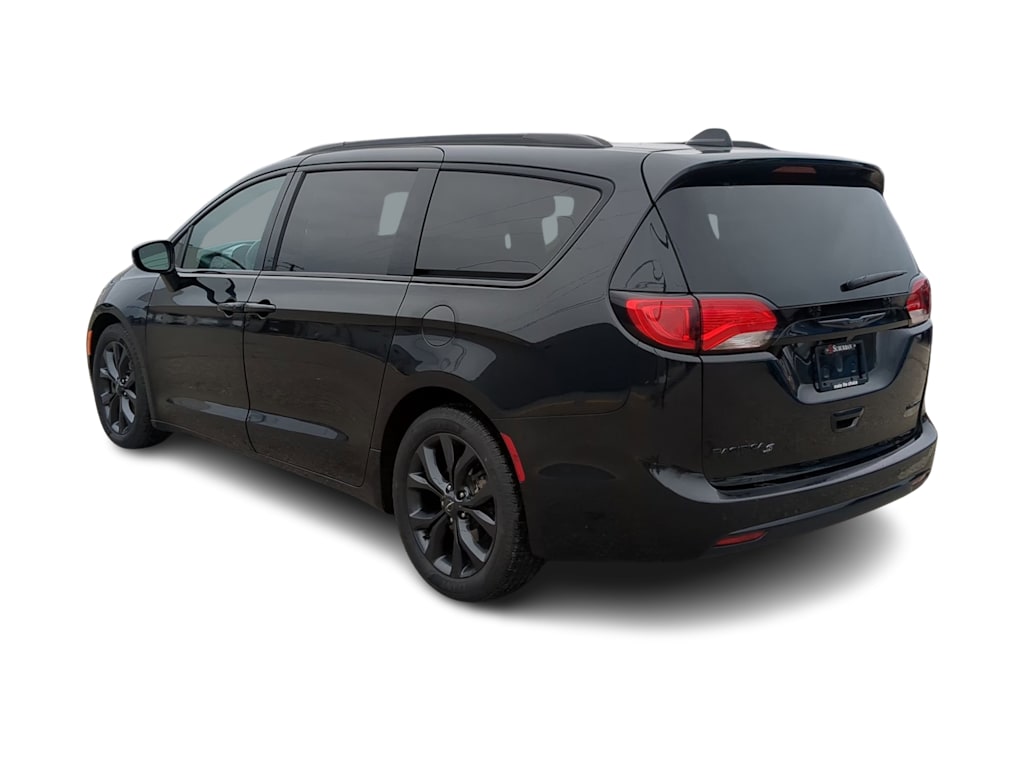 Thumbnail: 2019 Chrysler Pacifica - 25
