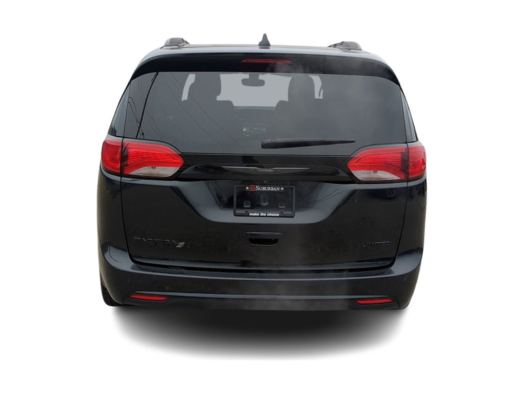 Thumbnail: 2019 Chrysler Pacifica - 5